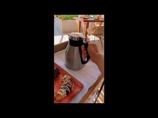 Горячая гостья хочет мой член