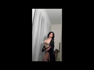 Шлепай меня сильно, пока я не буду умолять о большем 🥰